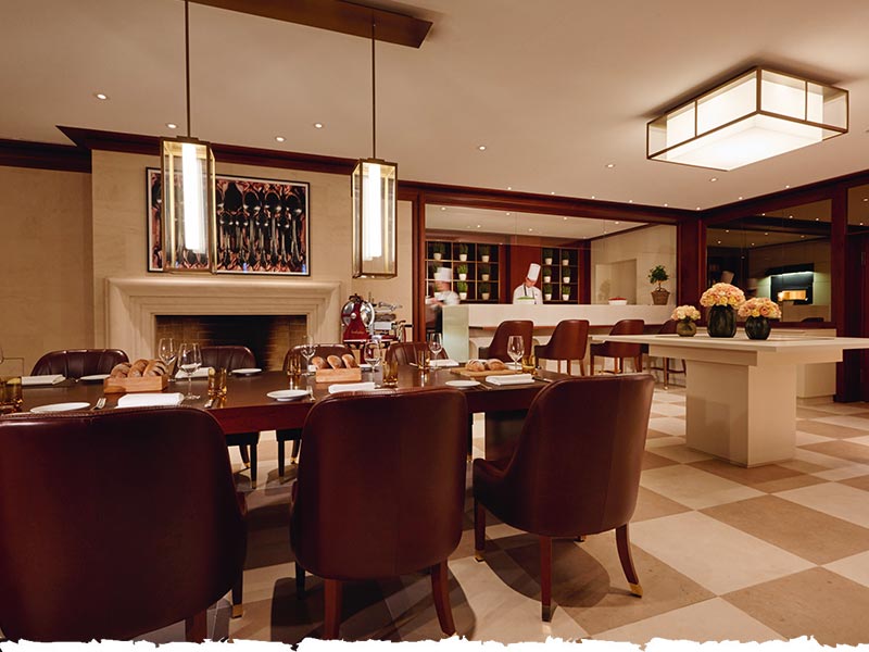 Titelbild-21-02-2025-Patron-und-Chartron Kaminzimmer im Hotel Adlon – © Adlon Kempinski Berlin