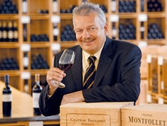 „Bordeaux-Papst“ René Gabriel lädt in die Weinbar Lage 93