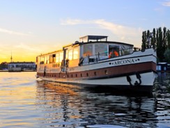 GOURMET AUF DER SPREE