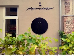 „Burgundertod (Burgundy Death)“ at Mauerwinzer